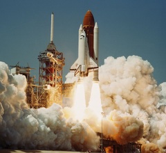 Space_shuttle_challenger_1983